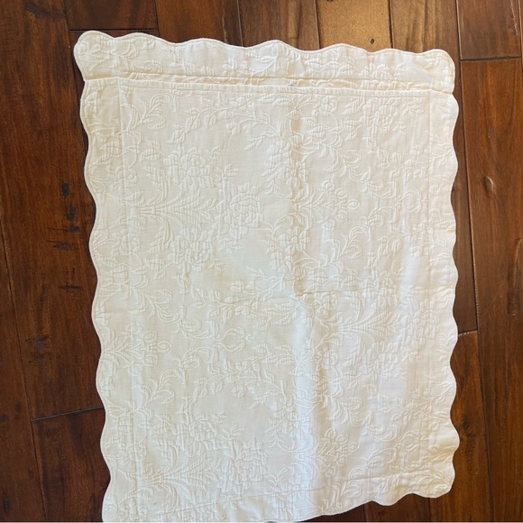 Vtg Spiegel’s scalloped standard ivory sham - Picture 5 of 13